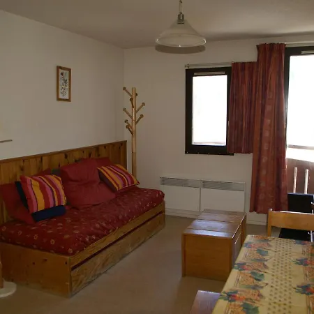 Confortable 2 Pieces Cabine Au Pied Des Pistes - Fr-1-557-93 Apartment *
